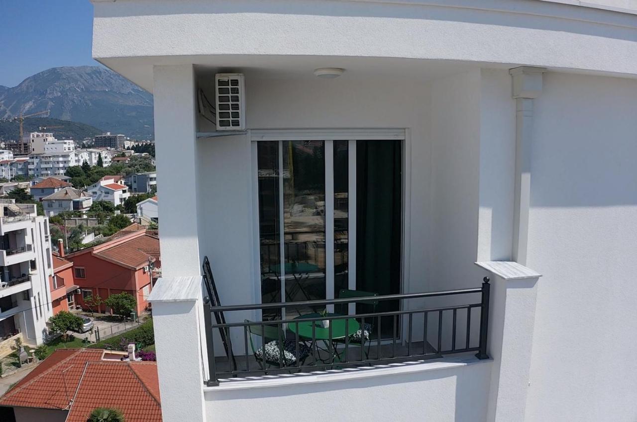 Grace Apartments Bar Luaran gambar
